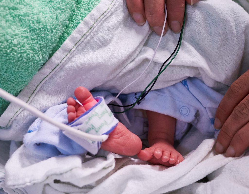 Charity brings music therapy to premature babies - Royal Columbian Hospital